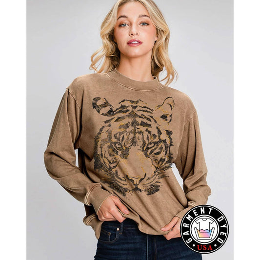 Vintage Tiger Graphic Sweatshirt