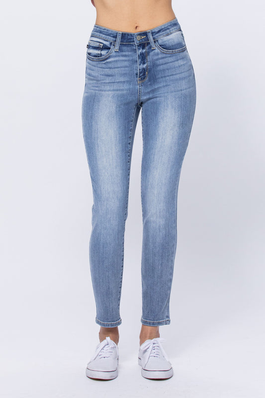 Judy Blue Relaxed Fit