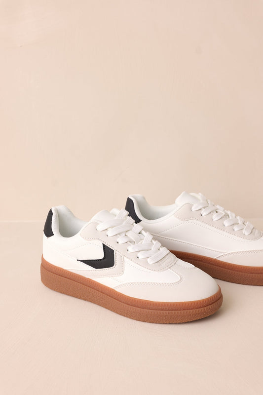 The Legend Sneaker